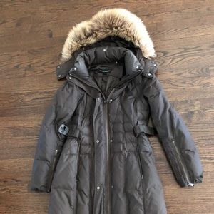 Fur hood puffer coat
